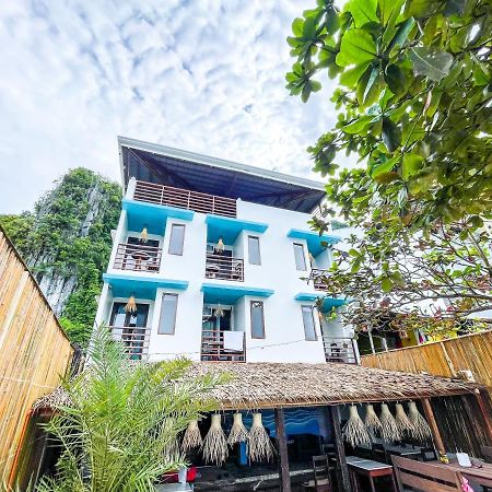 Amos Portside Inn El Nido Bagian luar foto